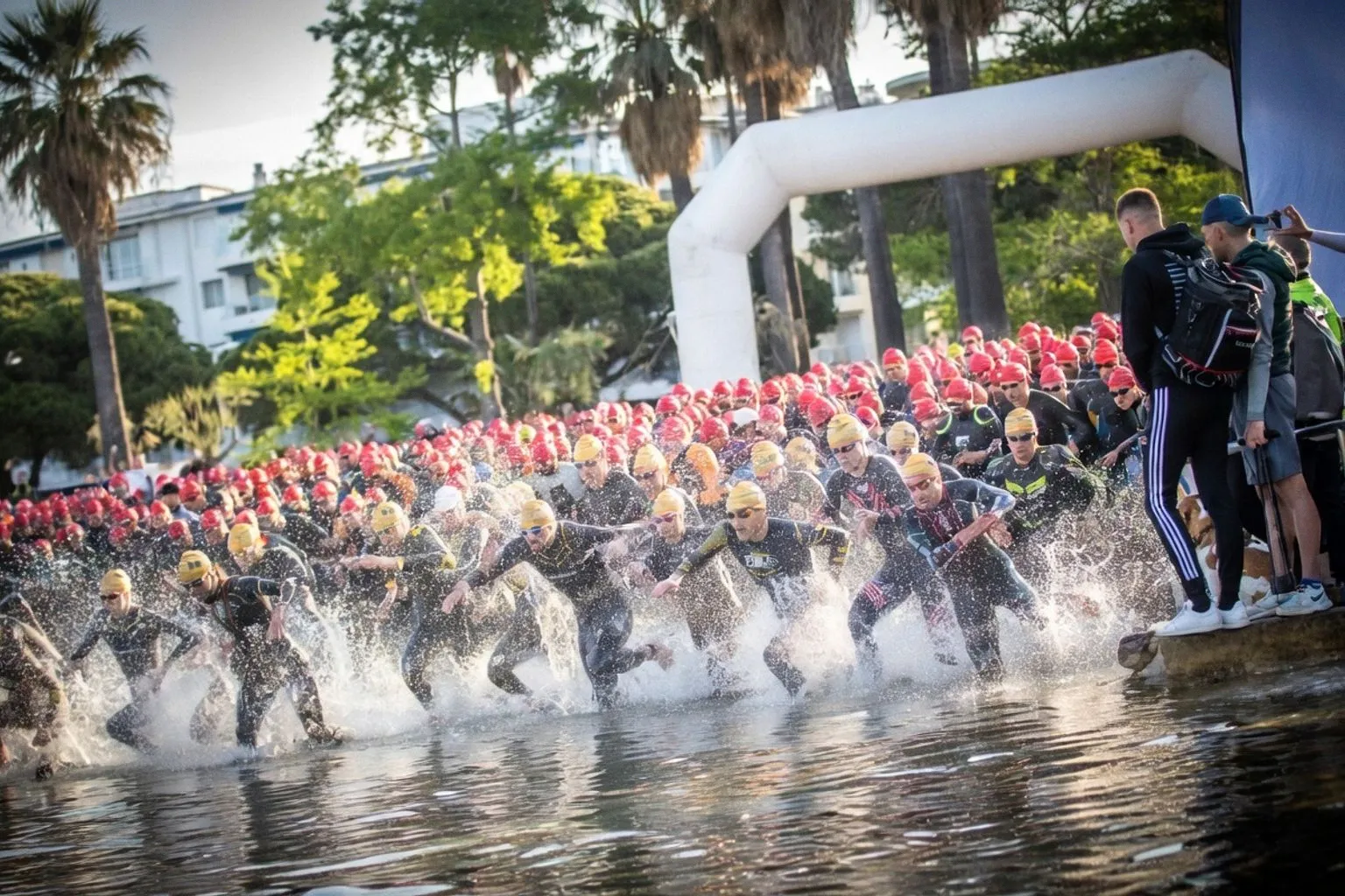 Calendrier 2027 des triathlons longue distance : les dates clés pour planifier votre saison